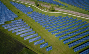Fazenda de paineis de energia solar